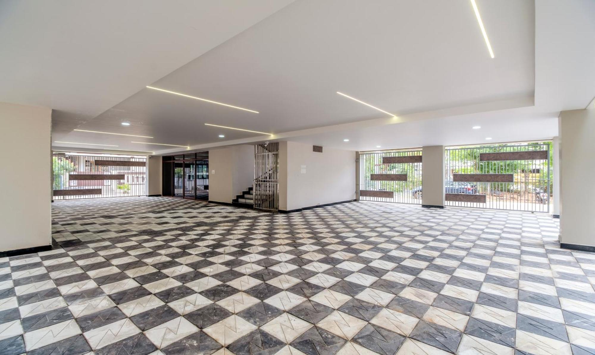Hotel Treebo Sea Heights Kākināda Exterior foto